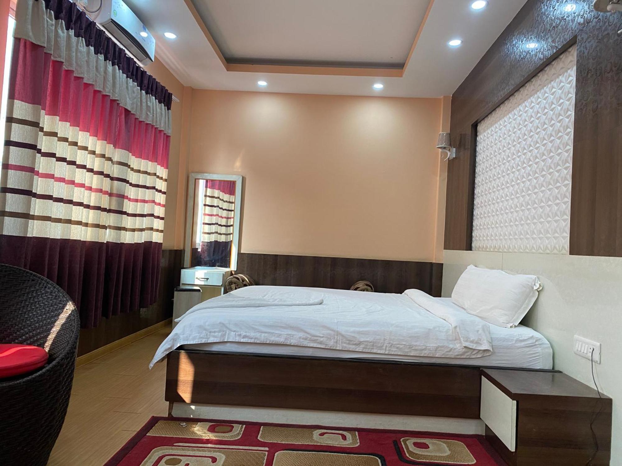 Hotel Gorkha Palace Pvt. Ltd Bagian luar foto